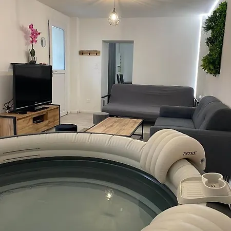 LA_MAISON - T2 Spacieux avec Jacuzzi. * Bourgoin-Jallieu